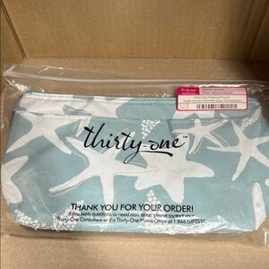 Thirty-One Blue and White Starfish Thermal Pouch
